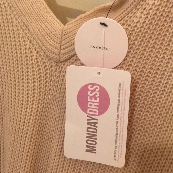 Boutique Sweater! - Picture 2 of 3